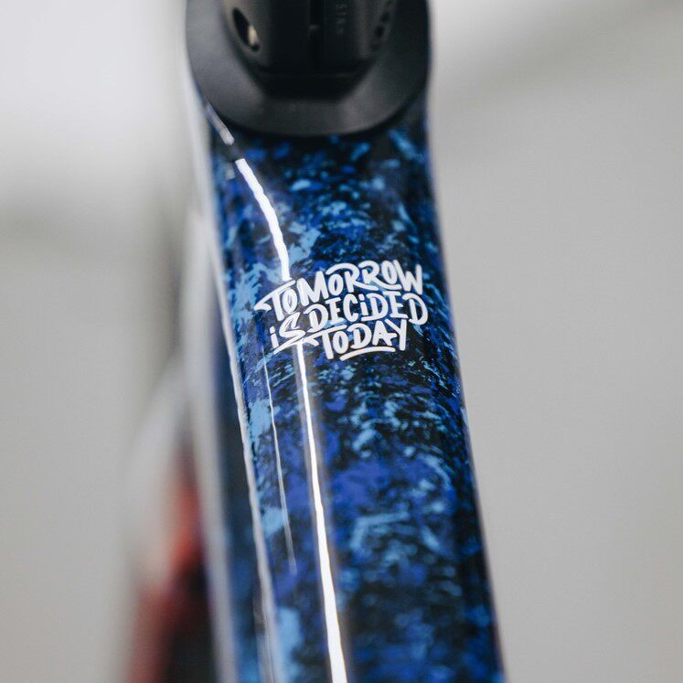 Yarın Kararlaştırılır Bugün Bi - Mountain Biking Quotes incelemesi ve fiyatı